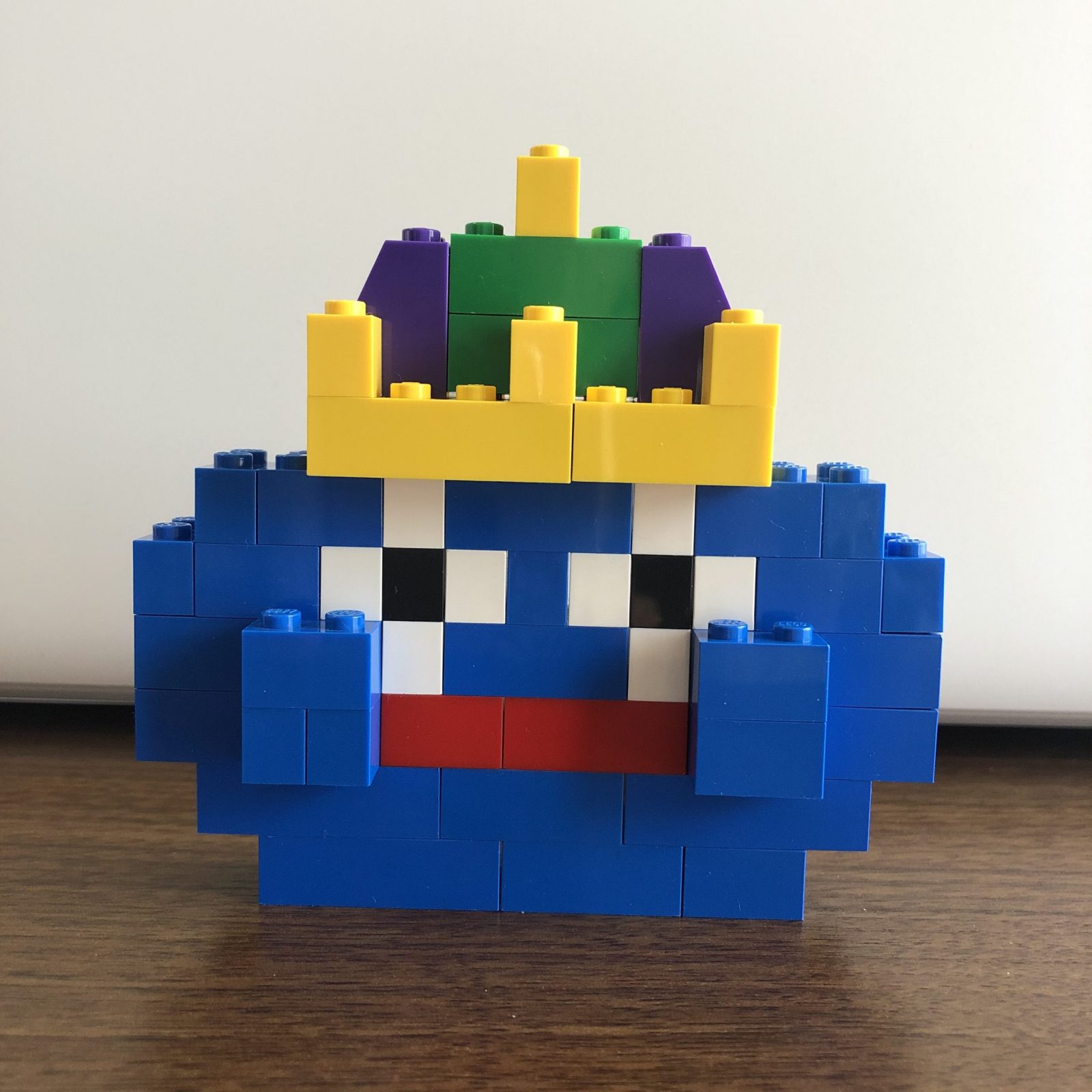 レゴで作ったキングスライムの完成作品